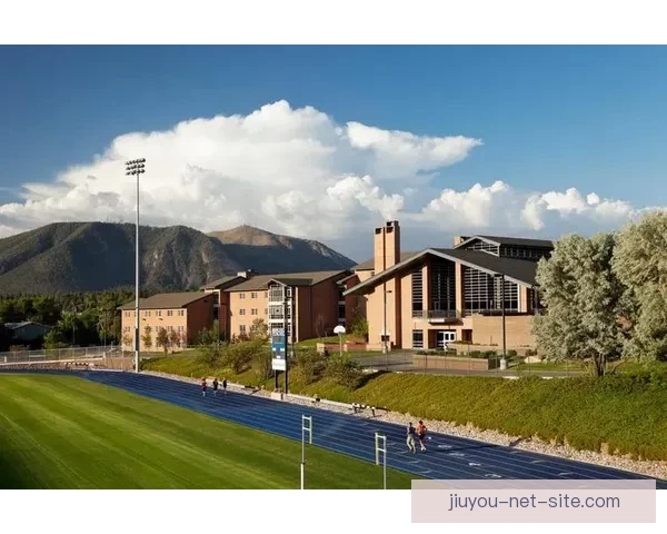 阿代-玛拉大爆发助密歇根大学大胜亚利桑那大学