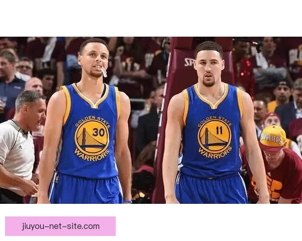 华子坦言比赛替补原因是因内急临时离场上厕所